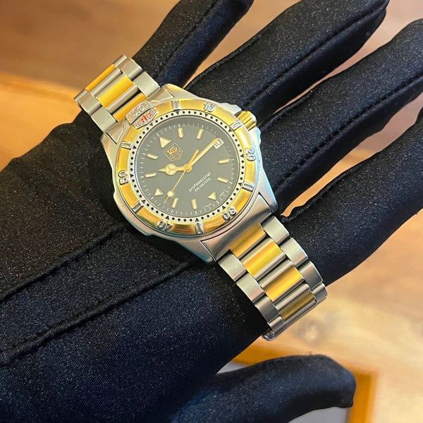 Tag Heuer Professional 200M WF1122 K0 Quartz