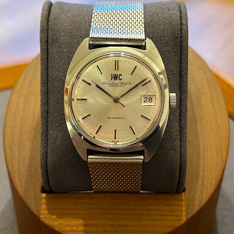 IWC Vintage Automatic Date With Warranty 1827