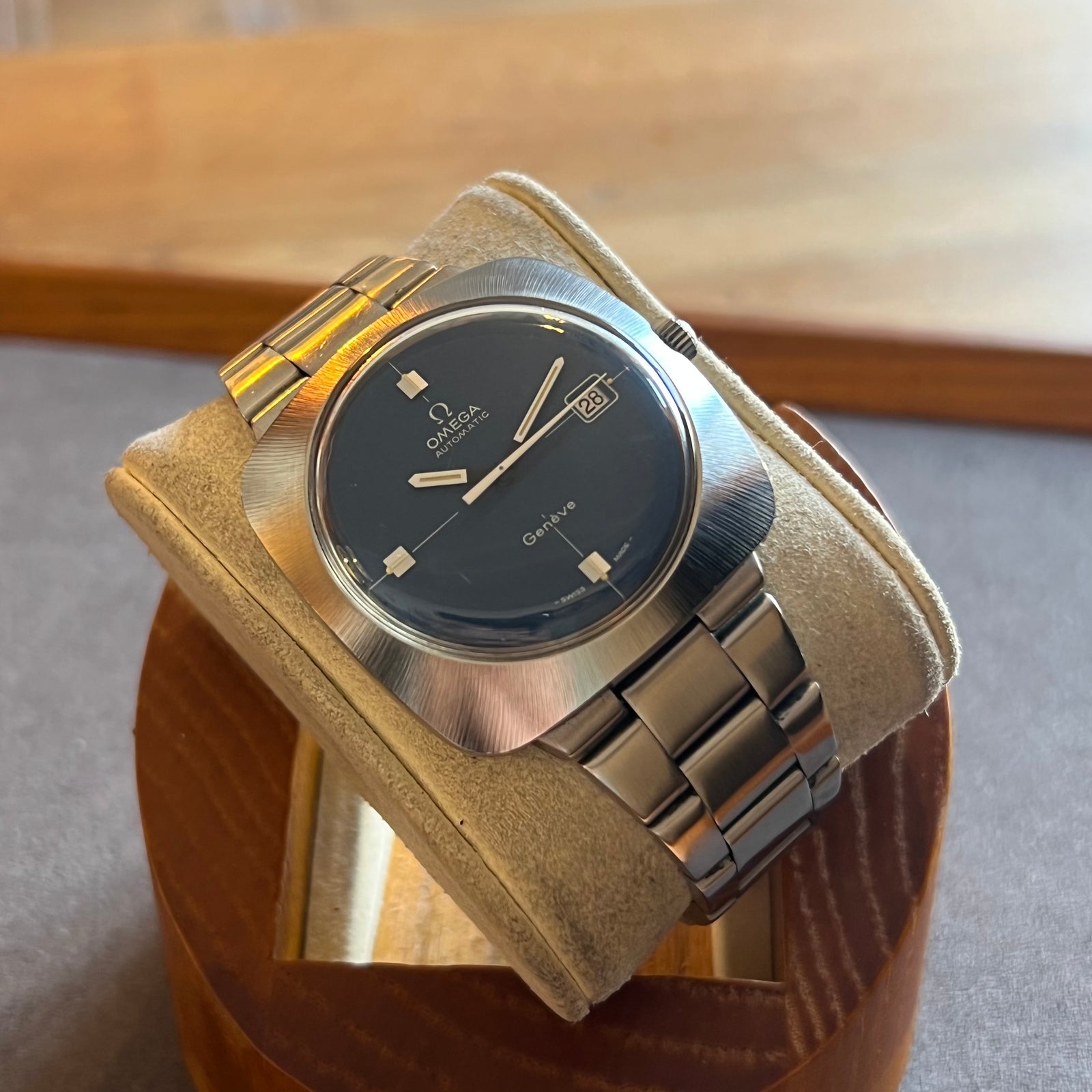 Omega Geneve Jumbo Automatic 166.081