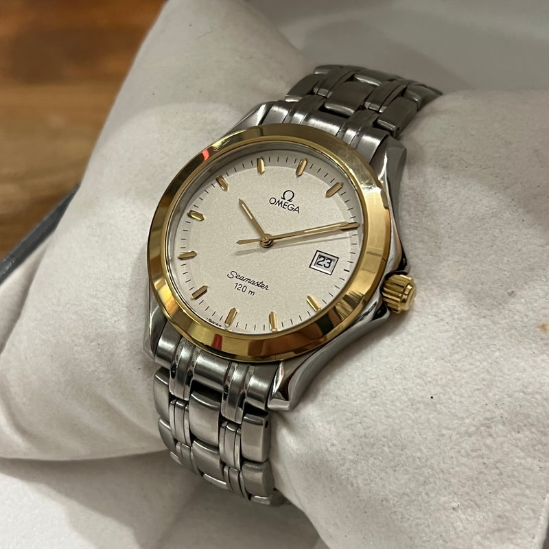 Omega Seamaster Vintage Yellow Gold Bezel Full Set 2411.31.00