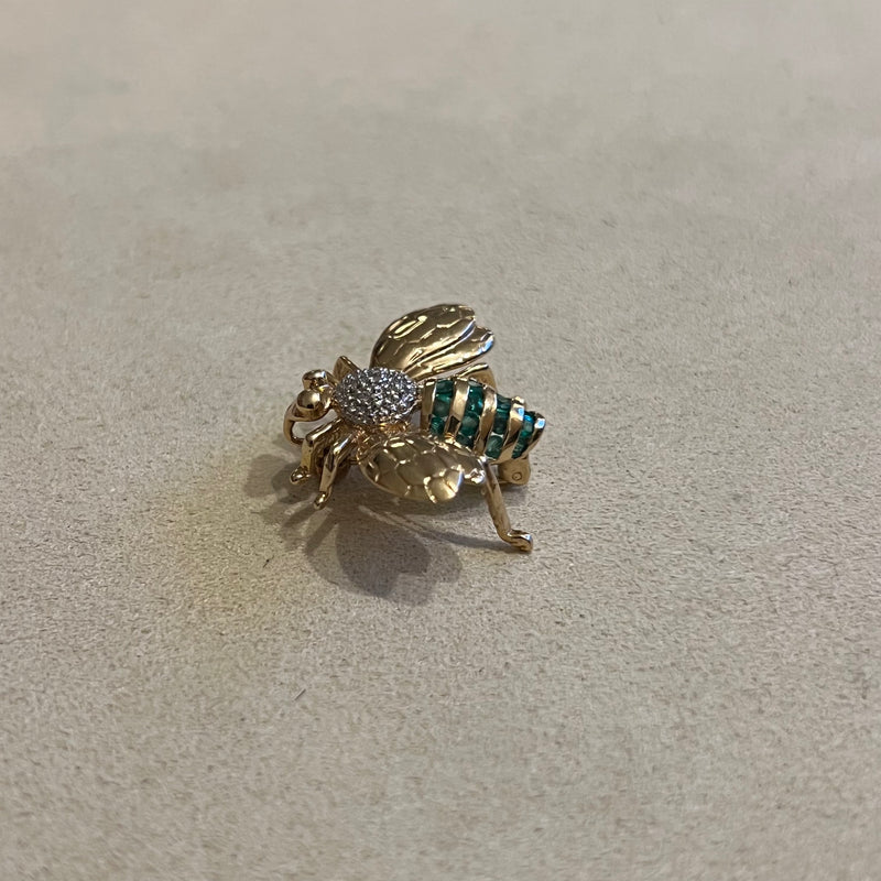 Bee Brooch Diamonds Emerald Yellow Gold