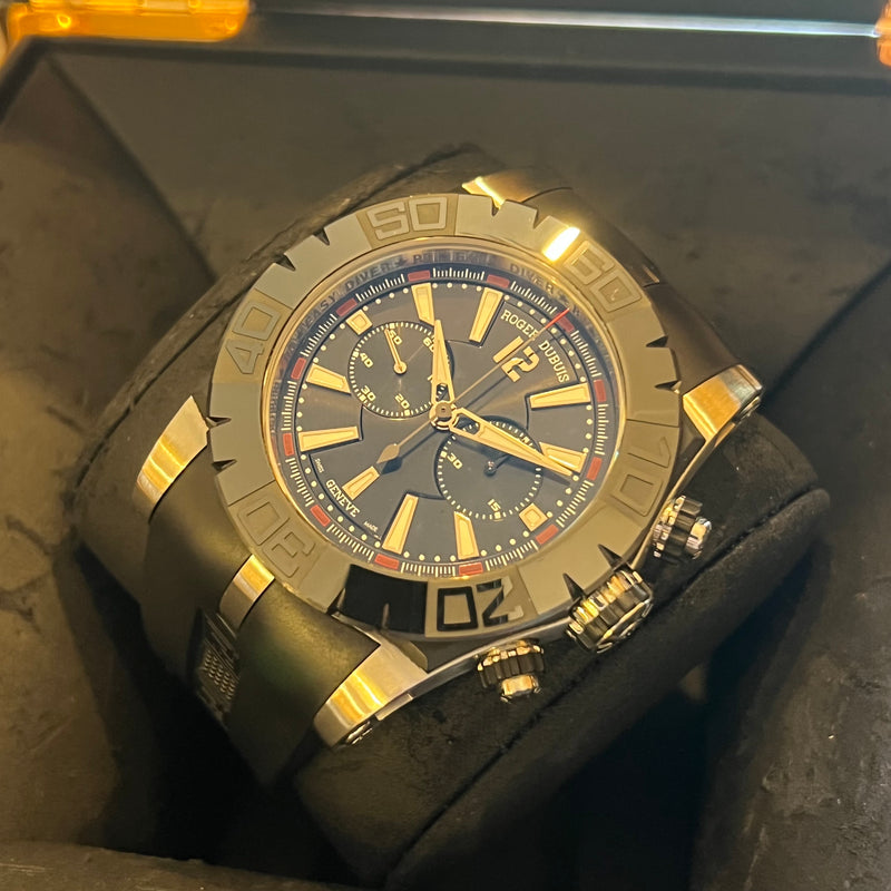 Roger Dubuis Easy Diver Limited To 888 Full Set DBSE0282