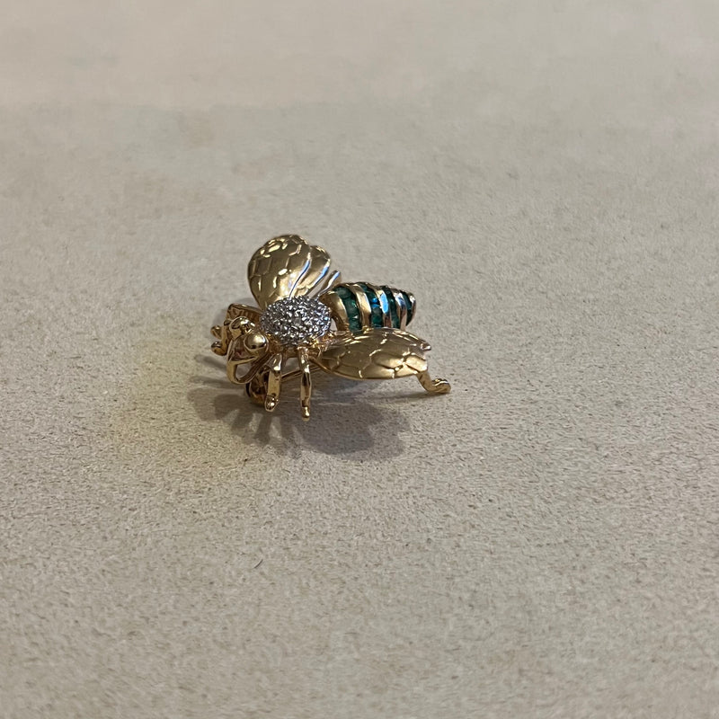 Bee Brooch Diamonds Emerald Yellow Gold