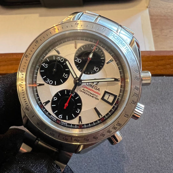 Omega Speedmaster Chrono Date 40 mm 3211.31.00